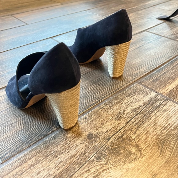 Vince Suede Navy Heels - Picture 12 of 13